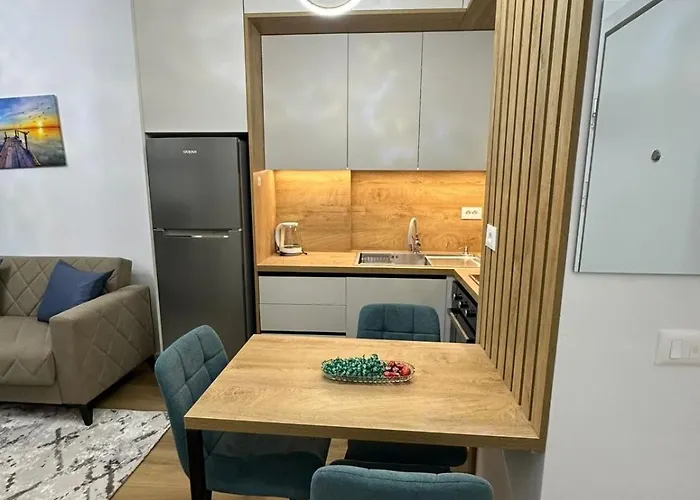 公寓 Blin Underground Parking Available *