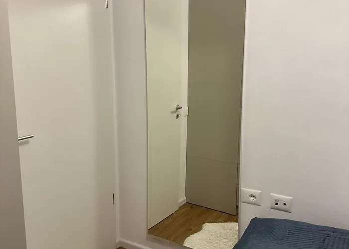 Blin Underground Parking Available 公寓 地拉那