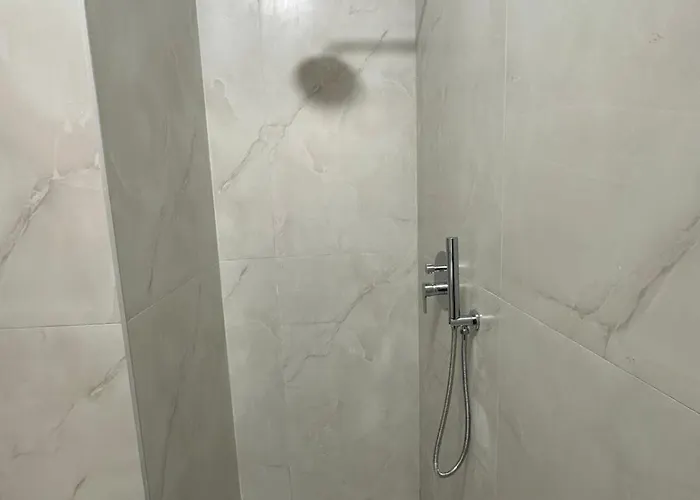 Blin Underground Parking Available 地拉那